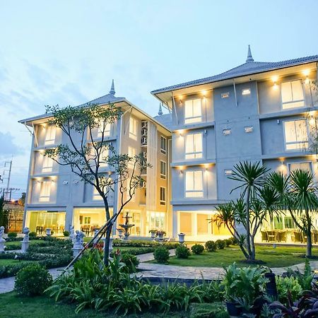 Nantra Chiangmai Riverfront Hotel Chiang Mai Ngoại thất bức ảnh