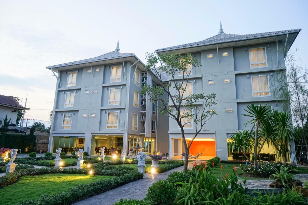 Nantra Chiangmai Riverfront Hotel Chiang Mai Ngoại thất bức ảnh