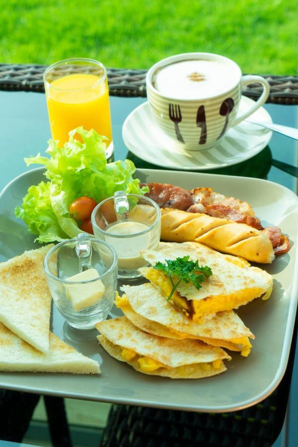 Nantra Chiangmai Riverfront Hotel Chiang Mai Ngoại thất bức ảnh